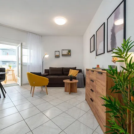 Maja Apartman Zára